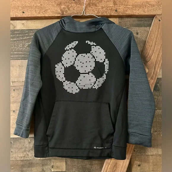 Boys Size S/M Hoodies Lot of 7 - Picture 2 of 7